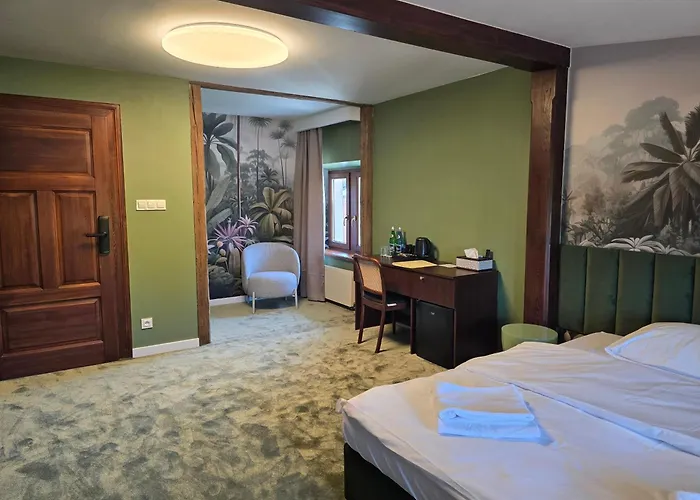 Hotel I Restauracja Palacyk Tyrolski