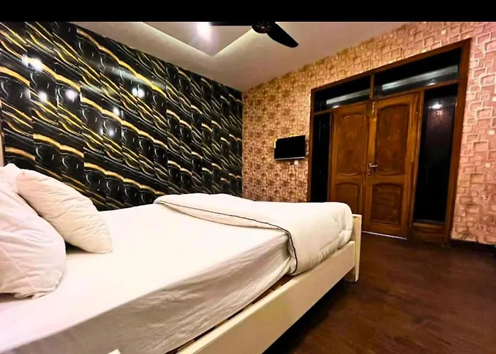 New Sky View Hotel
