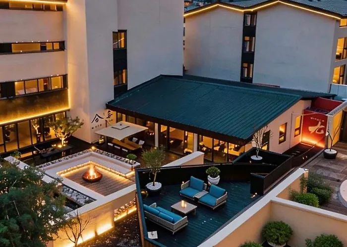 Qinghe Courtyard Jiuzhaigou Qinghe Hot Spring Luxury Private Hot Spring Villa