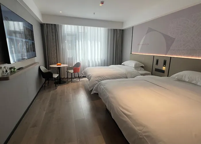 铂曼时尚酒店boman Fashion Hotel 300 Meters From National Forest Park East Gate