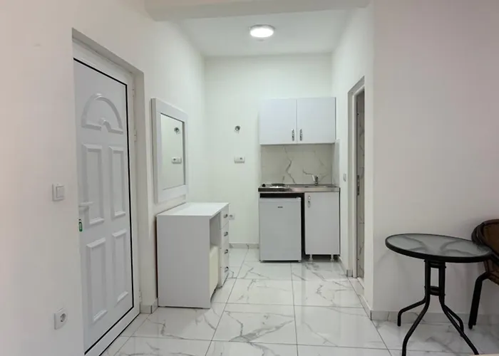 Duraku Apartments