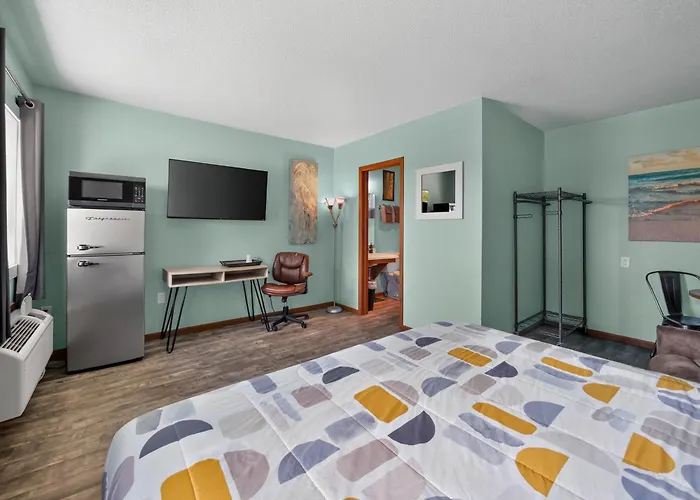 Clara City Inn
