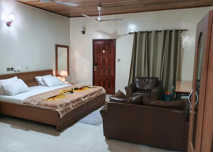 Royal Irenic Hotel