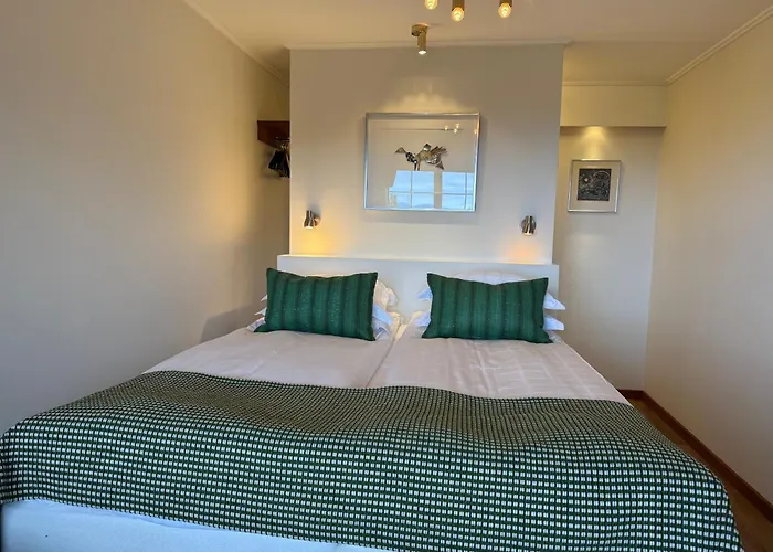 Green Hotel