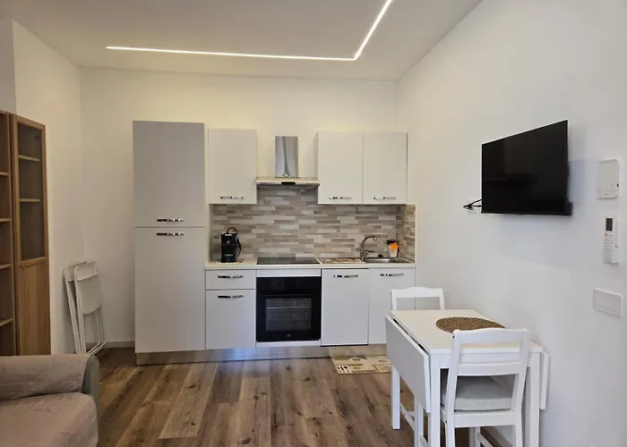 Rosa Hotel & Apartments