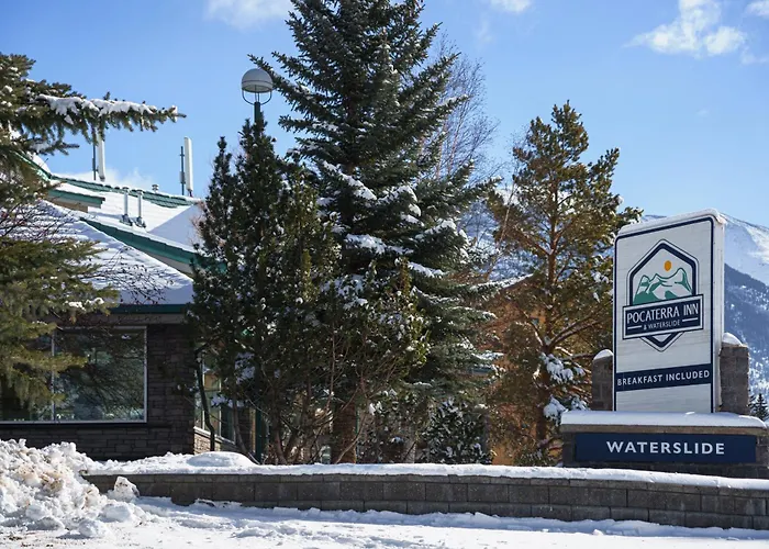 Pocaterra Inn&Waterslide