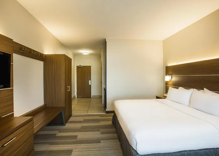 Holiday Inn Express Hotel & Suites Cedar City By Ihg