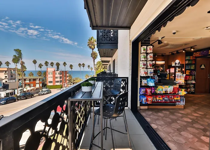 Cormorant Boutique Hotel
