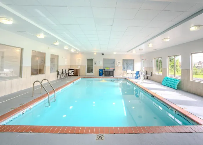 Holiday Inn Express Hotel & Suites Christiansburg By Ihg