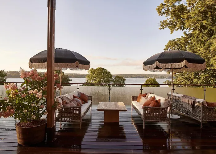 Ellery Beach House