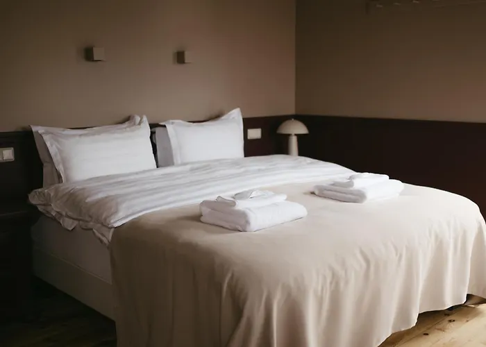 Aurora Farm Hotel