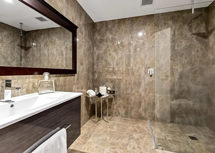International Hotel Wagga Wagga