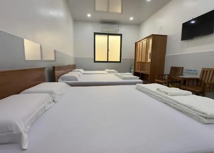 Ha Tien Hanh Phuc Hotel