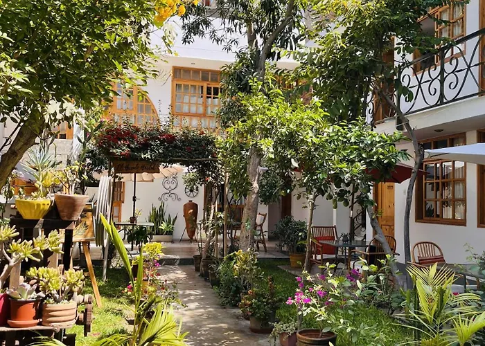 El Huerto Hostel