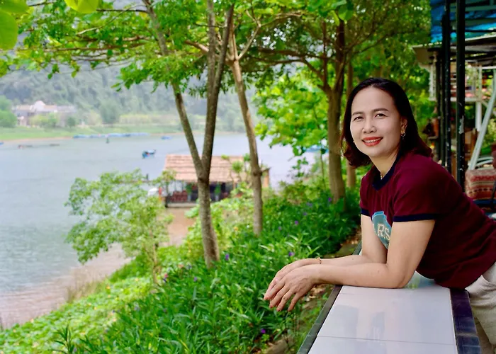 Son Doong Riverside