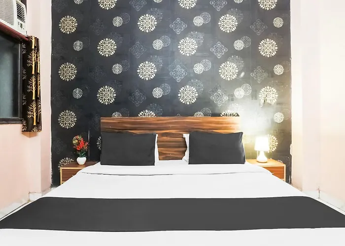 Super Hotel O Downtown Uttam Nagar Formerly Town Plaza