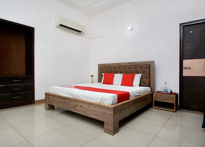 Hotel O Ds Royal Guest House