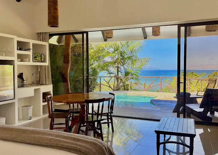 Akua Suites Ocean View