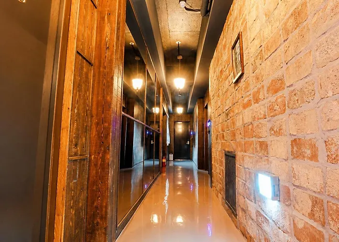 February Hotel Seongseo