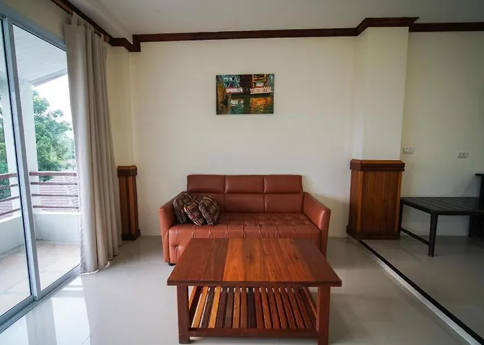 Sea Mountain Khanom Hotel