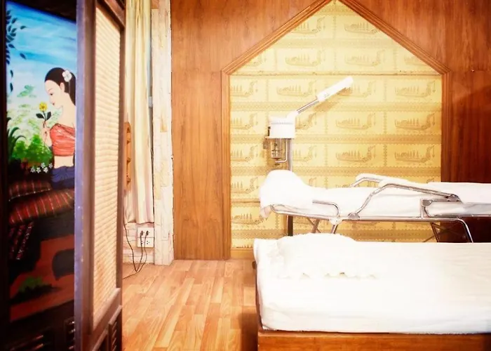 Nh Elegant Hotel