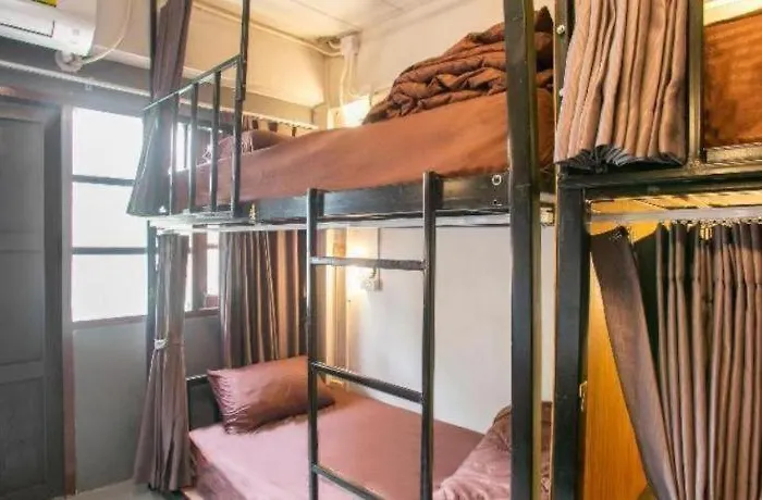 OYO 723 Lamphun Hostel