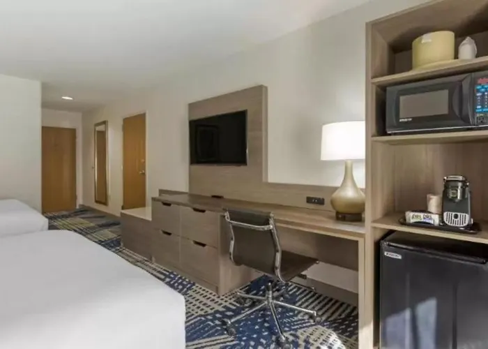 Comfort Inn & Suites Hot Springs Midtown