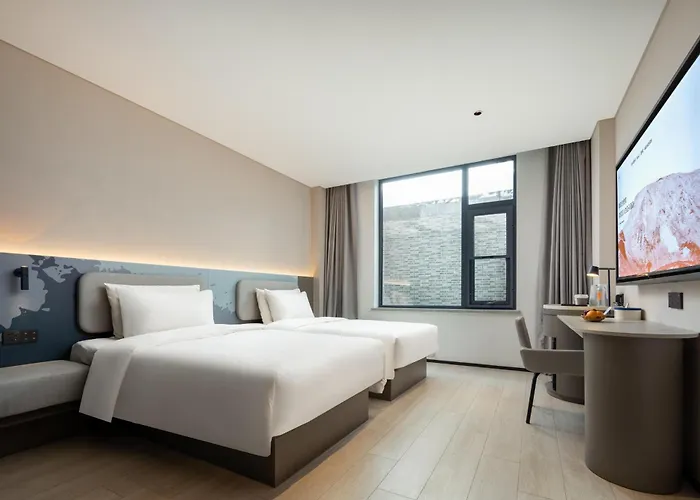 Atour Light Hotel Jinan The Laming Lake Scenic Area