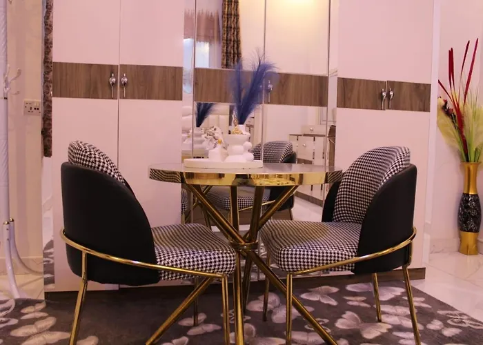 Suits Rooms