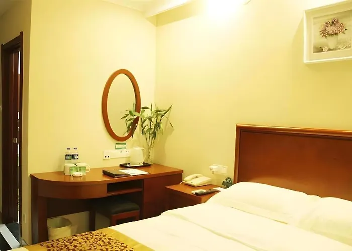 Greentree Inn Nanjing Confucius Temple Sanshan Street Subway Station Express Hotel