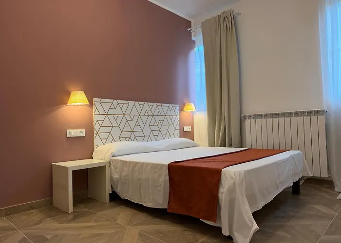 Hotel Link Rho
