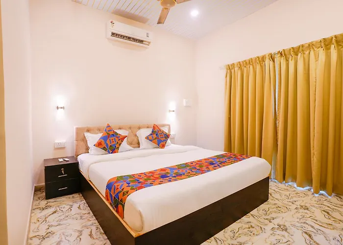 Fabhotel Hill View Cottages - Nr Club Cubana