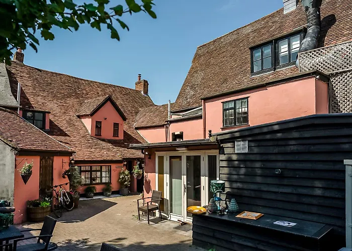 The Old Bull Inn At Alaz