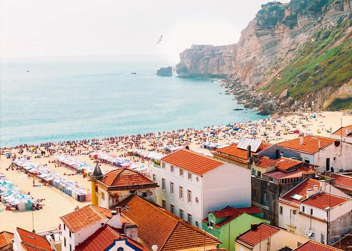 Alluz Nazare - Boutique Chalet By The Sea