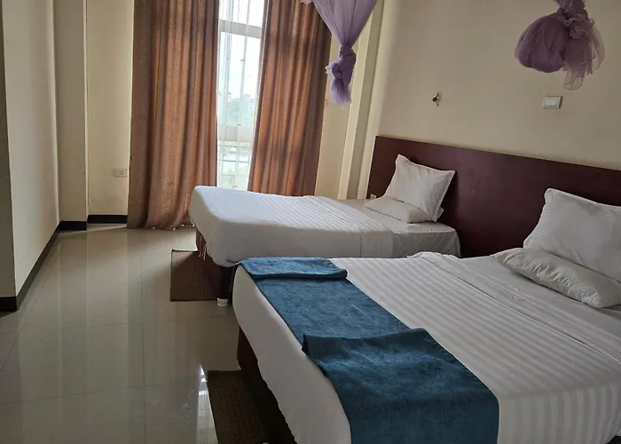 Yiganda Hotel, Safari Tours