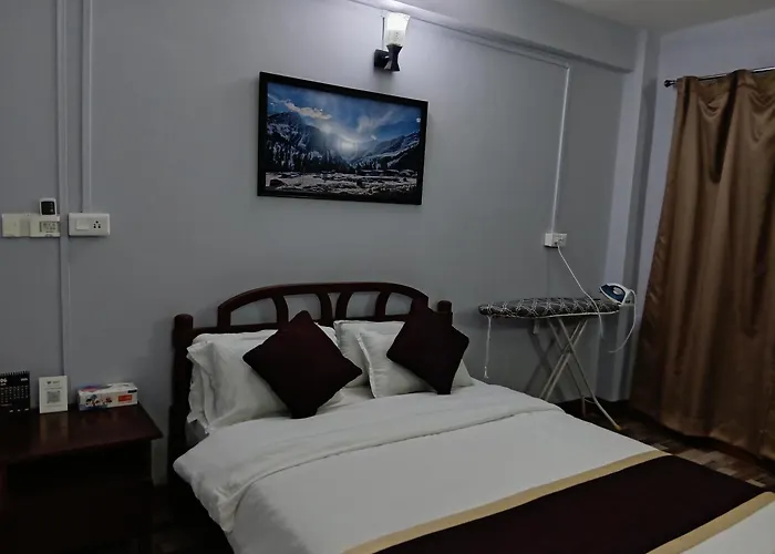 Hotel Chhungte International