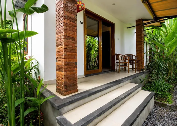 Keramas Jungle House