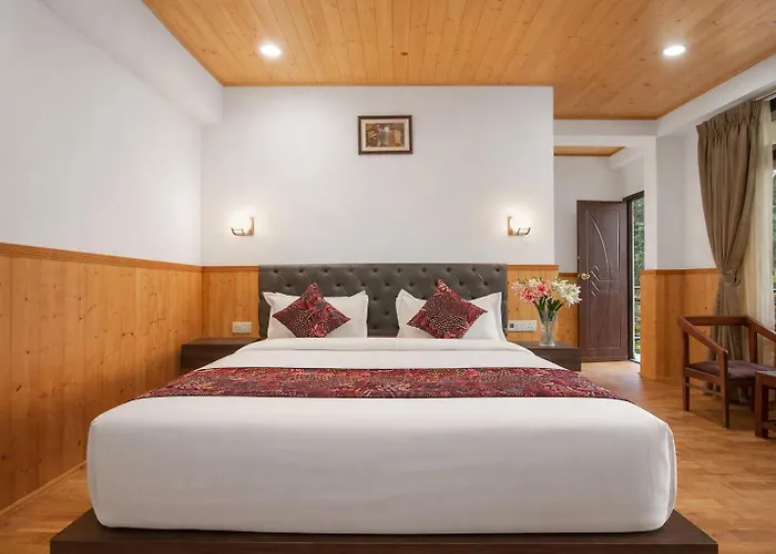 The Grand Lachung With Parking