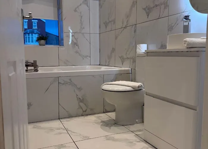 Alexander'S Luxury Rooms All En-Suite, 1 Apartment With Spa Bath