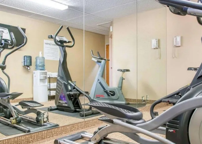 Holiday Inn Express & Suites Eden Prairie - Minneapolis By Ihg