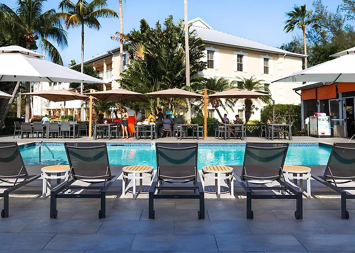 The Sunshine Hotel And Suites