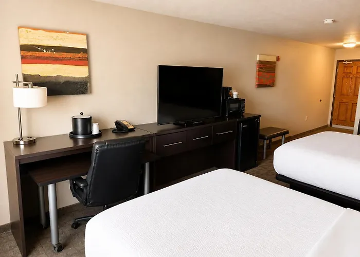 Astoria Hotel&Event Center