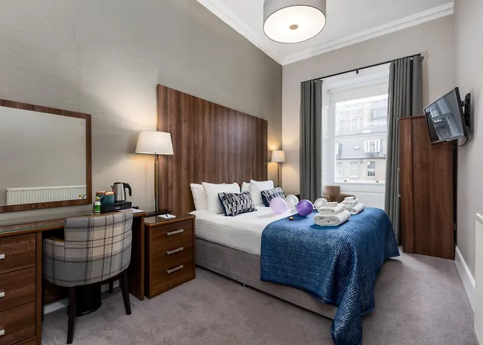 28 York Place Hotel