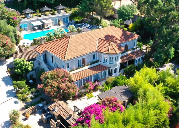 Les Jardins de Bormes, hôtel adult only avec piscine, jacuzzi et sauna