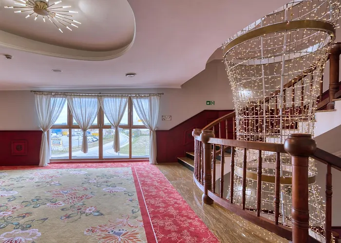 Hotel Zloty Mlyn Majkow