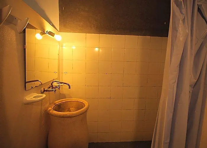 Asarag Guest House & Lodge