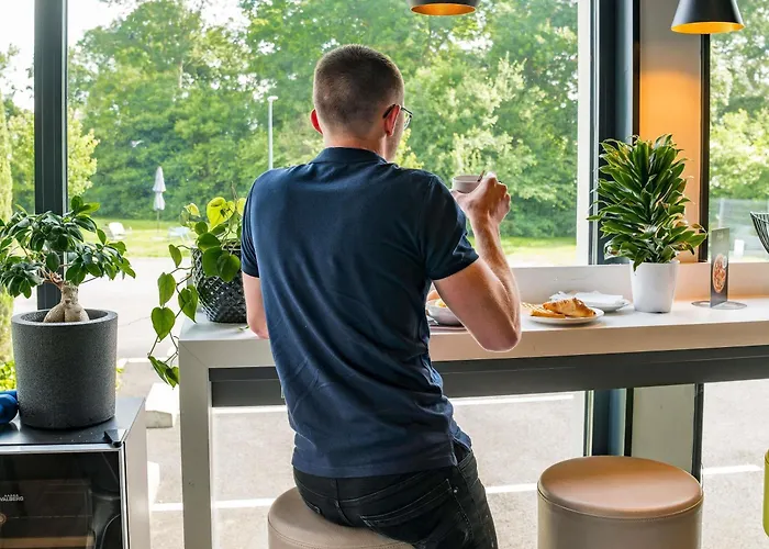 ibis Budget Mâcon Crêches