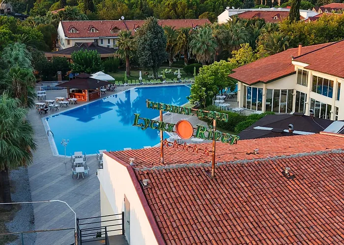 Lycus River Thermal Hotel