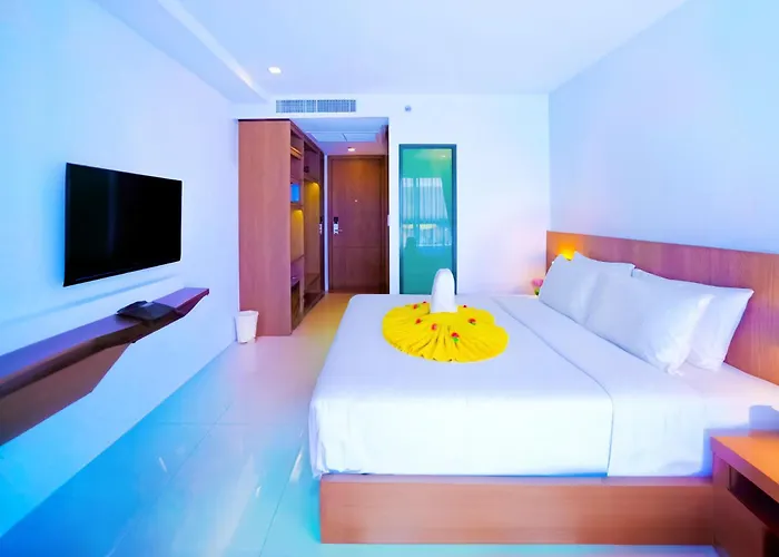 Phoenix Hotel Karon Beach
