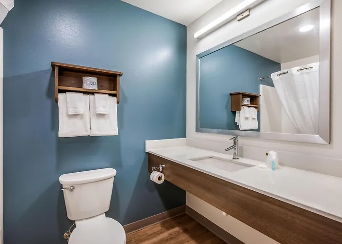 Woodspring Suites Chicago Addison